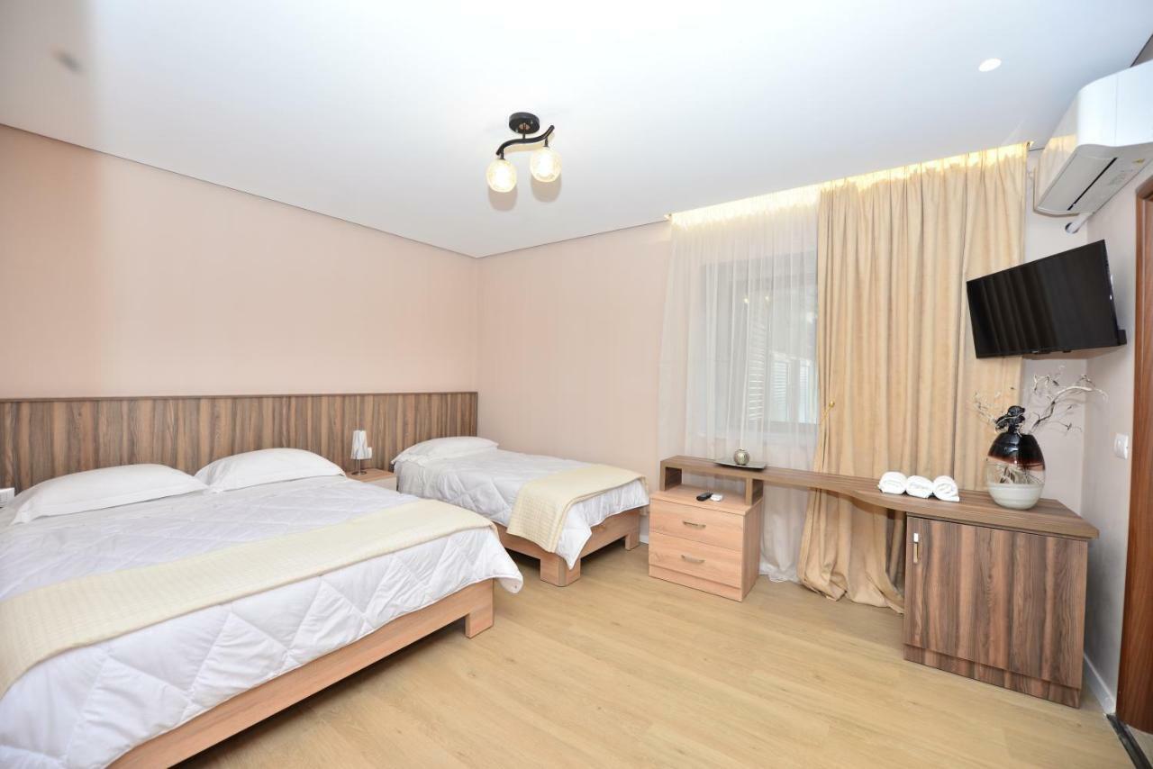 Vila Culli Permet Exterior photo